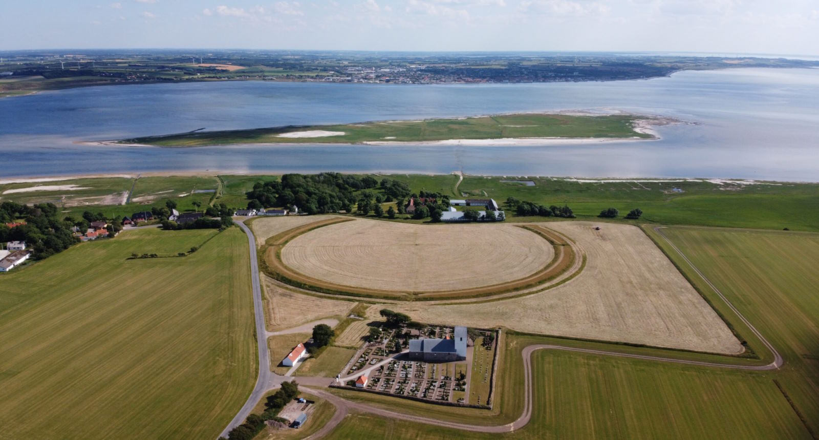 Blick auf die größte der sogenannten Trelleborgen, die Aggersborg in Nordjylland